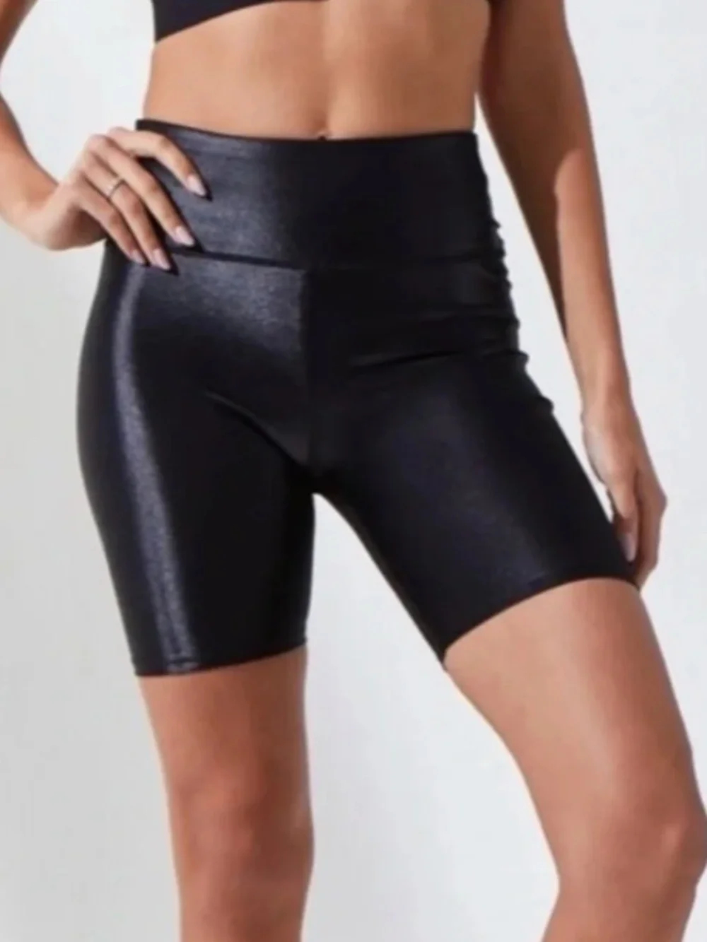 Noli Yoga Liquid Biker Short – Black Gloss - Picture 1 of 5